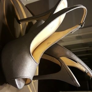 Like new  pewter slingback pumps